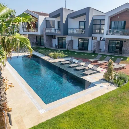 Lodhous Cunda Pool Апартаменты *