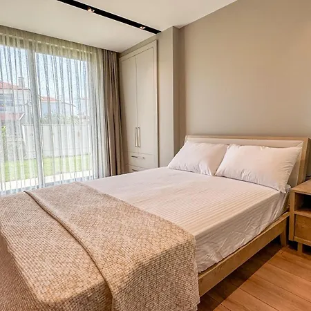Apartment Back Sea Cunda