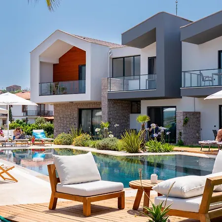 شقة Lodhous Cunda Pool