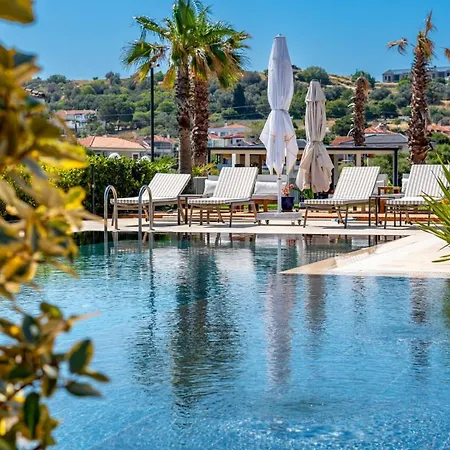 Lodhous Cunda Pool Ayvalı