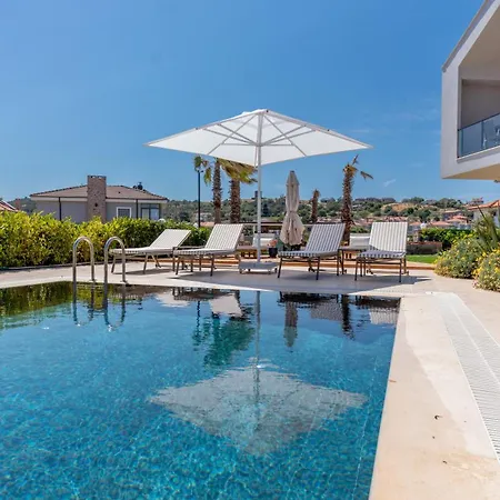 Lodhous Cunda Pool Apartman Ayvalı